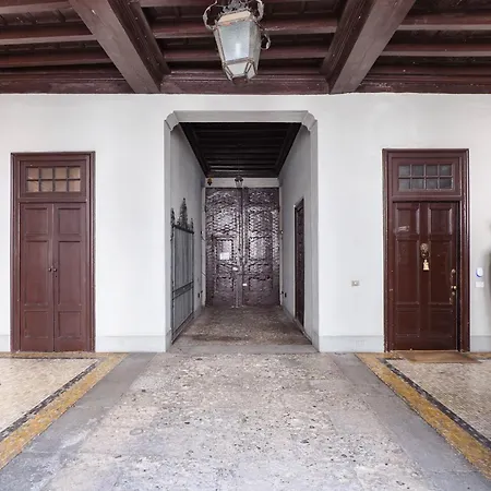 Prestige Boutique - Montenapoleone Apartment Milan