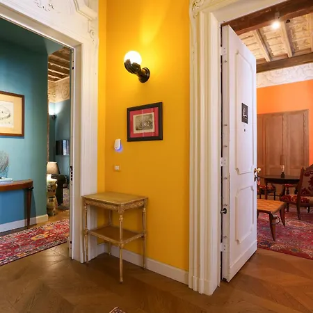 Prestige Boutique - Montenapoleone Apartmán *