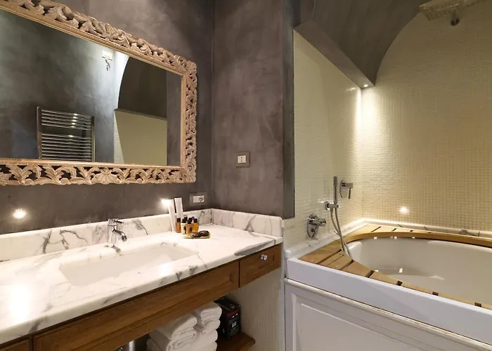 Prestige Boutique - Montenapoleone דירה 4*